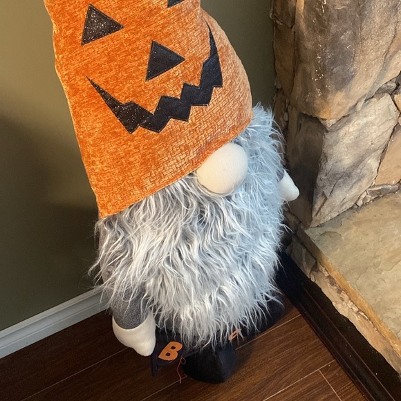 Large Halloween Gnome  with Orange and Black pumpkin hat - Picture 5 of 12
